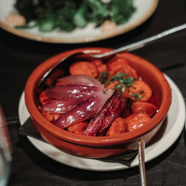 El Pirata Mayfair: Luxury £175 gift voucher for authentic Spanish tapas dining.