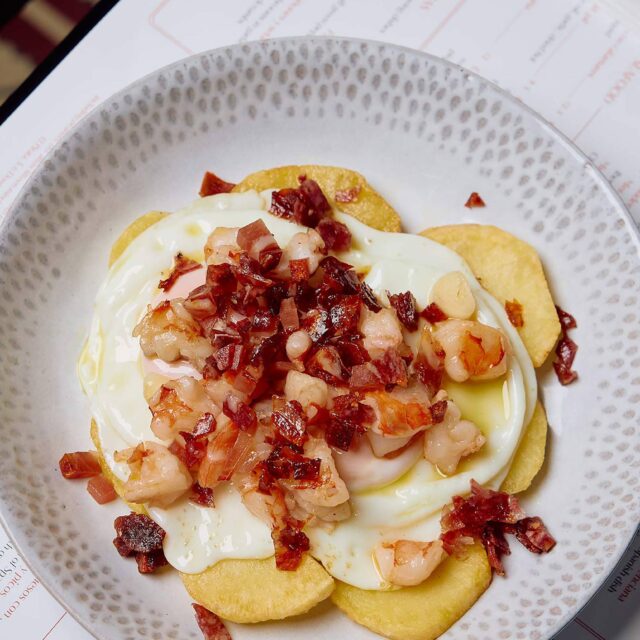 Treat a friend to a £75 dining gift card at El Pirata Spanish restaurant in Mayfair.